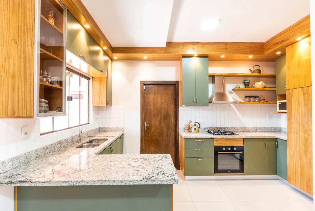 Cocina Clara — vista del espacio y mobiliario (1)